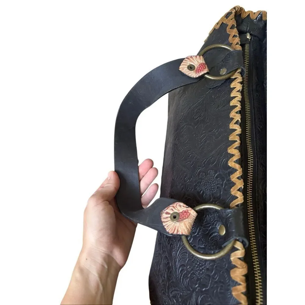 Santi Embossed Floral Western Y2K shoulder bag - Picture 11 of 16